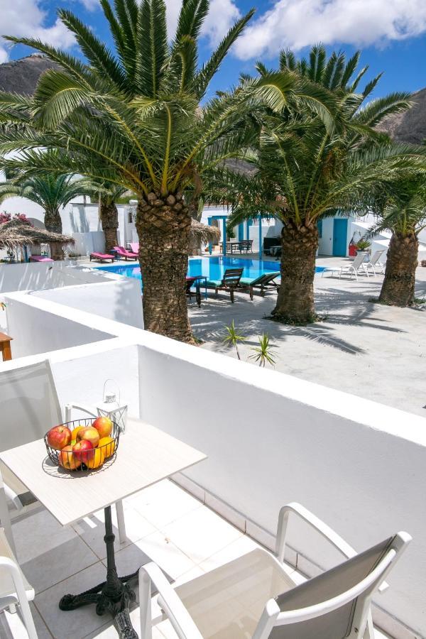 Gardenia Hotel Perissa  Bagian luar foto