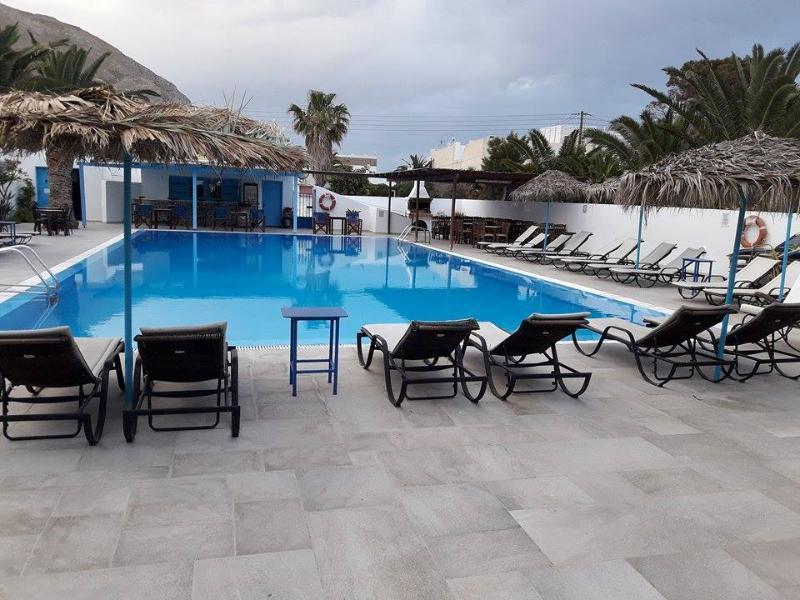 Gardenia Hotel Perissa  Bagian luar foto