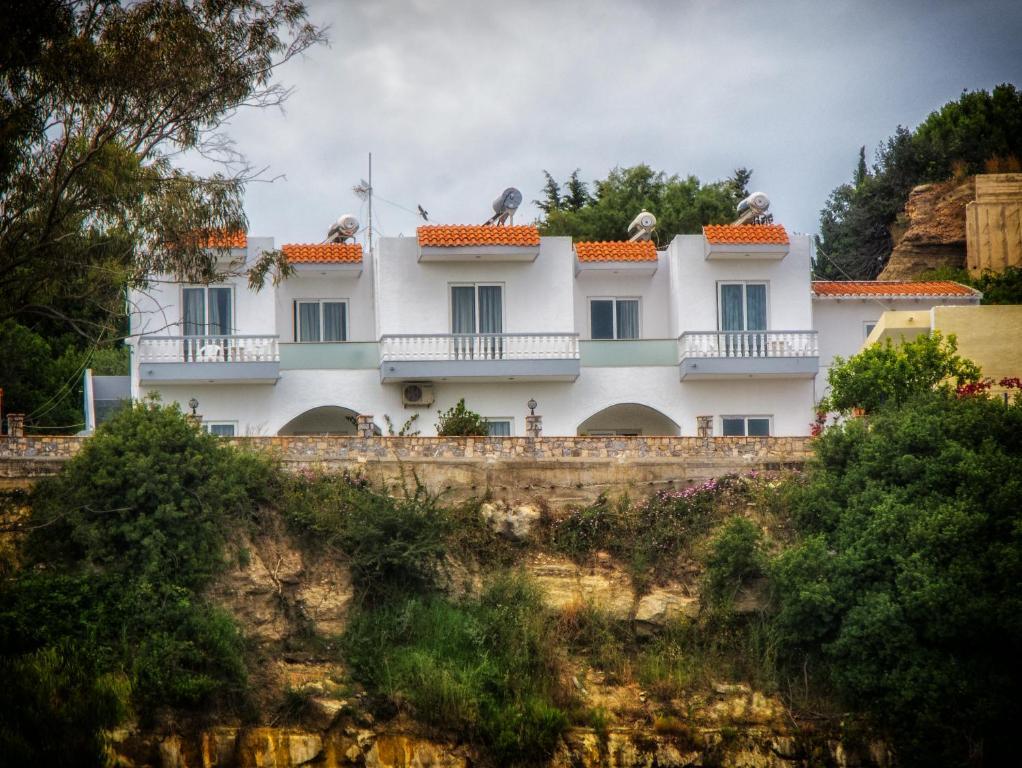 Gardenia Hotel Perissa  Bagian luar foto